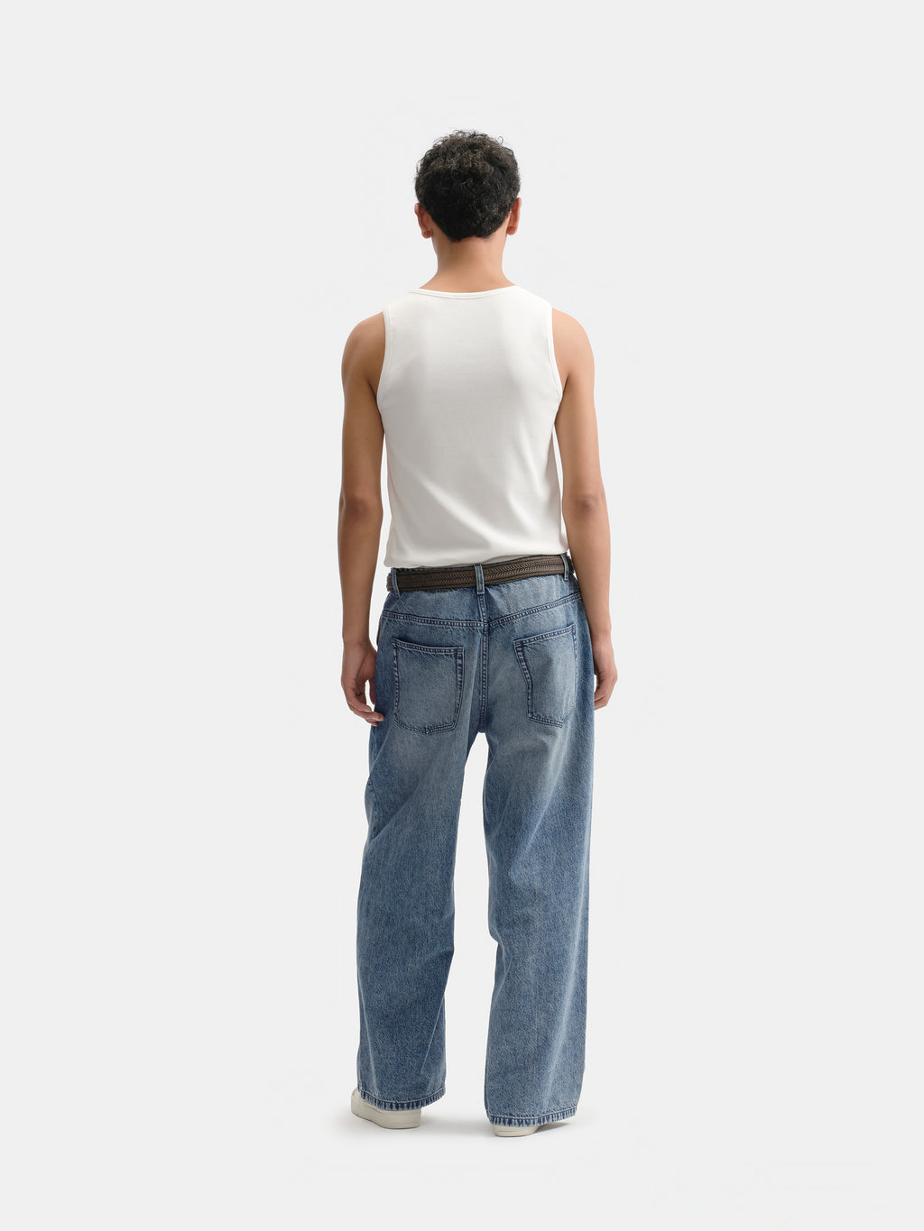 r. Slim-Fit Ribbed Tank Top