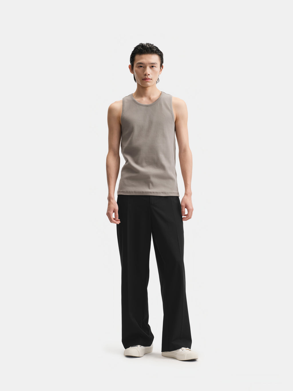 r. Slim-Fit Ribbed Tank Top