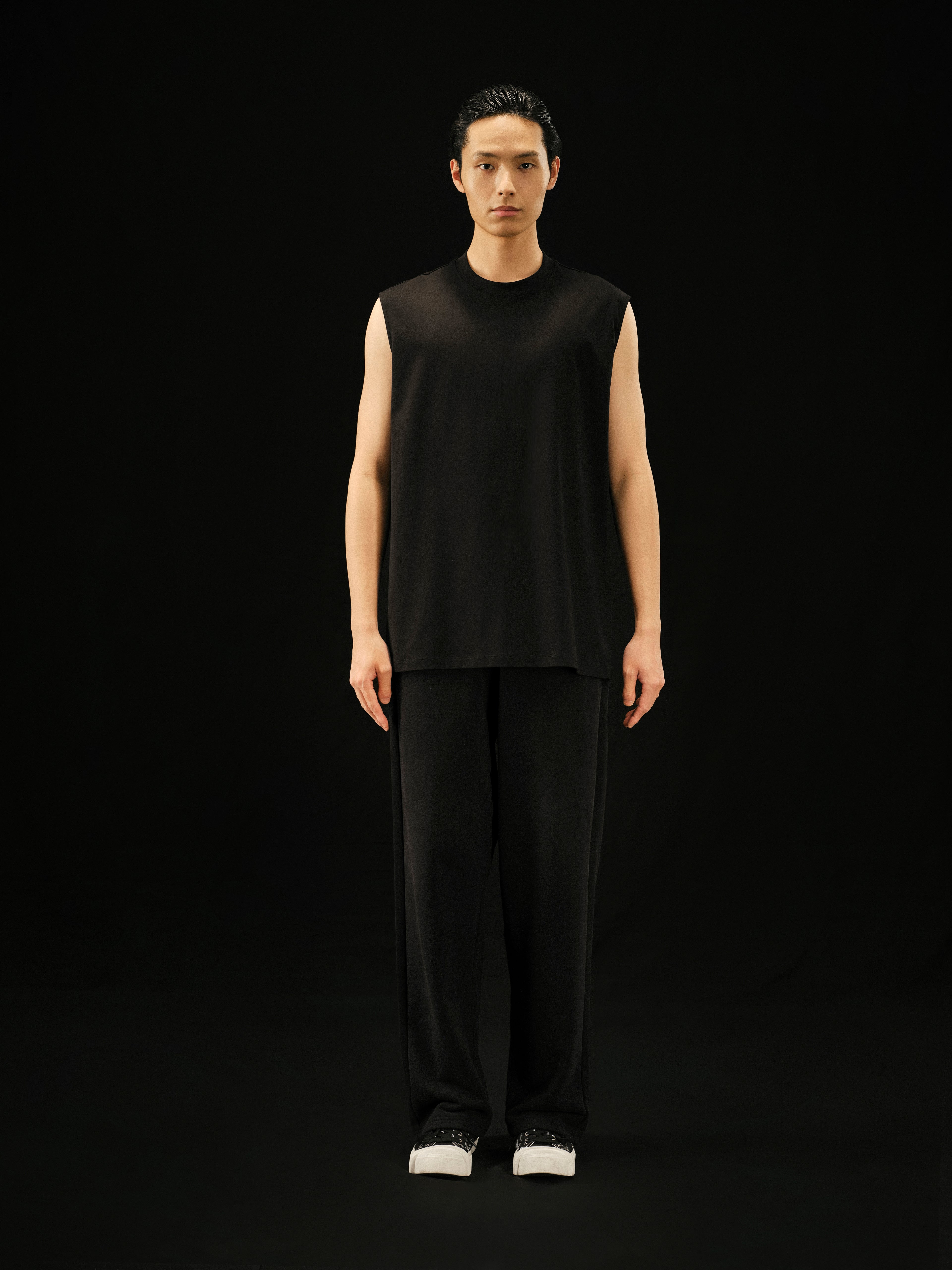 r. Tank Top (Narrow Armholes)