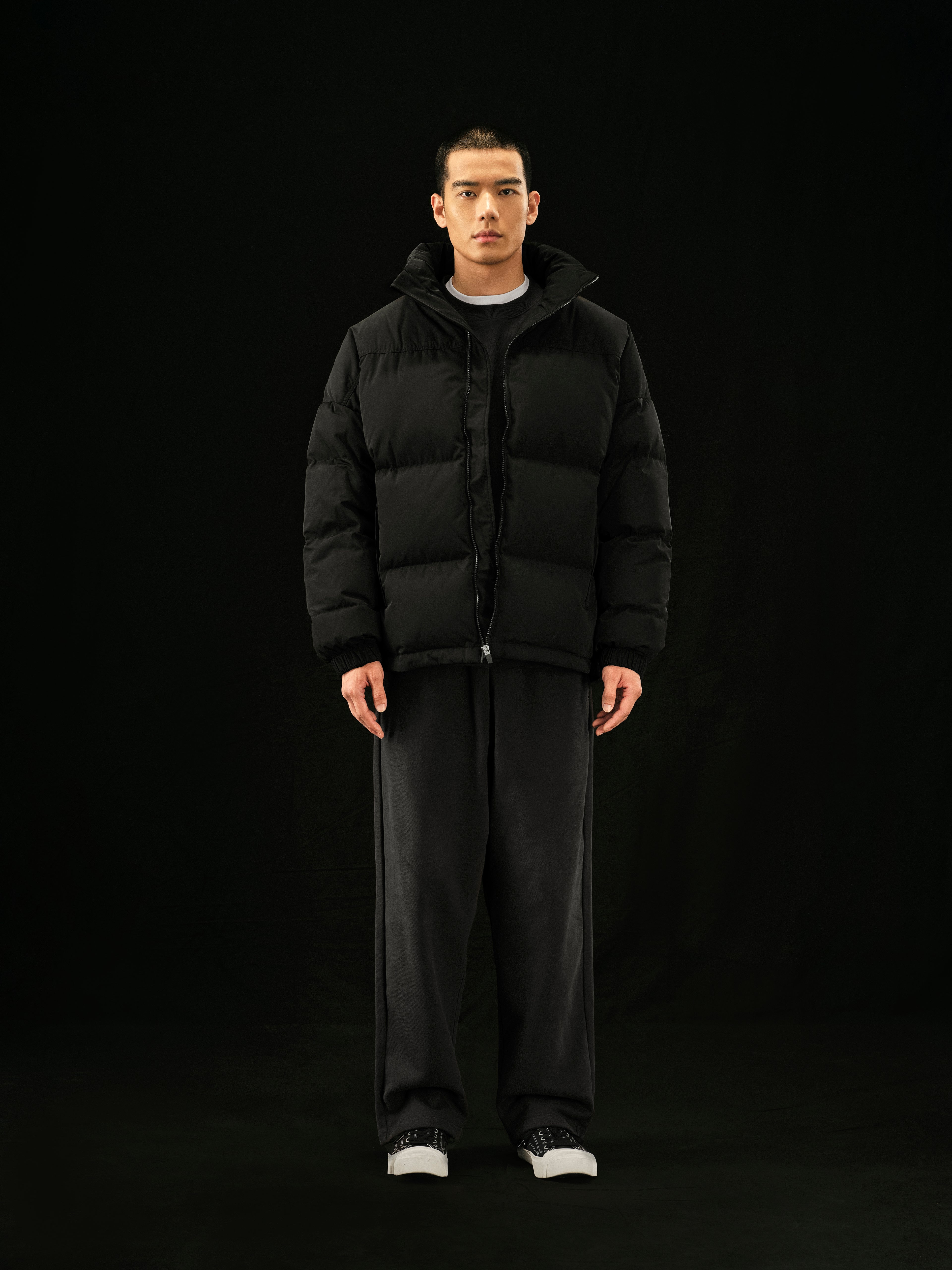 r. Down Jacket