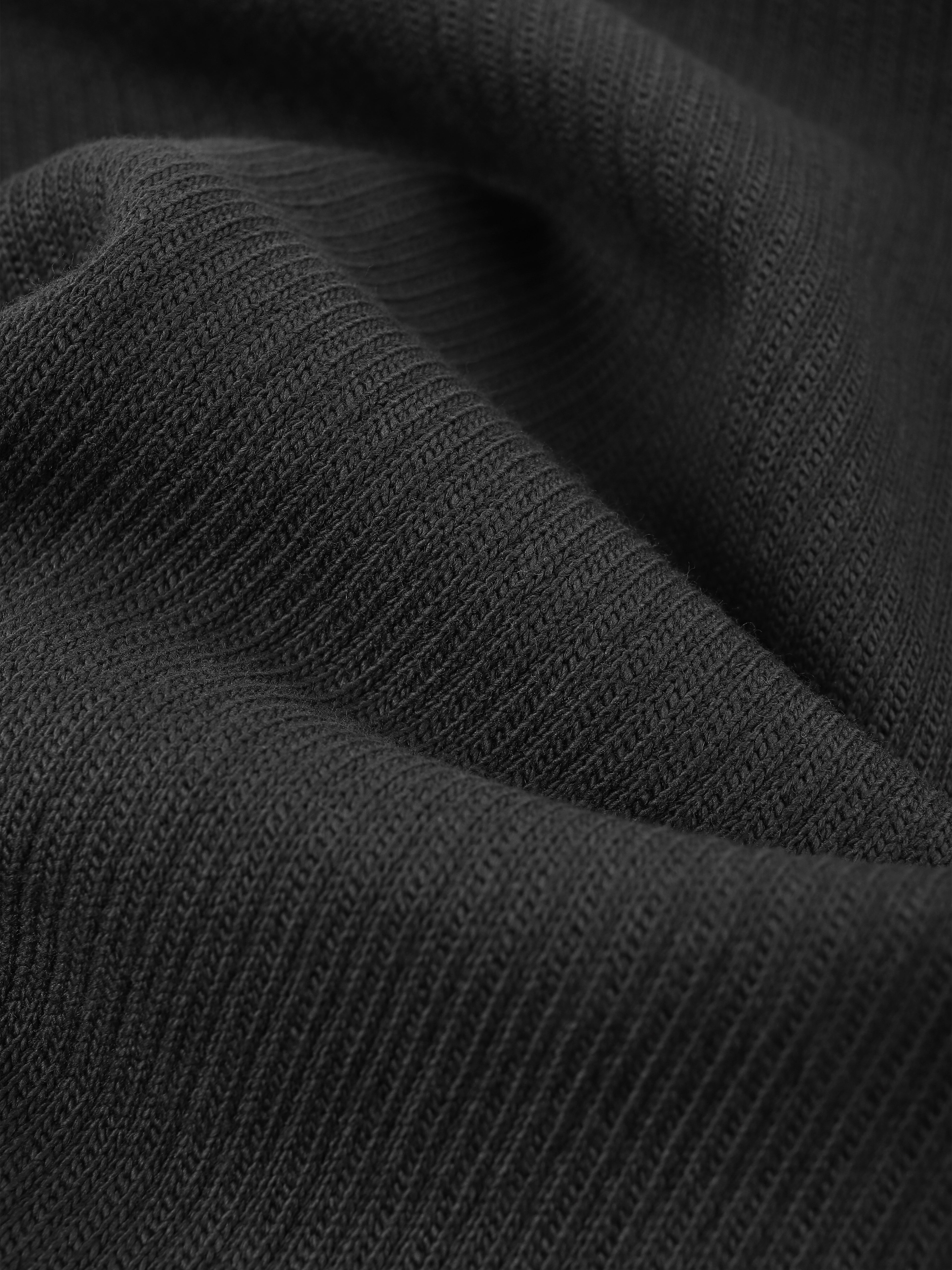 n. Straight-Leg Knit Shorts