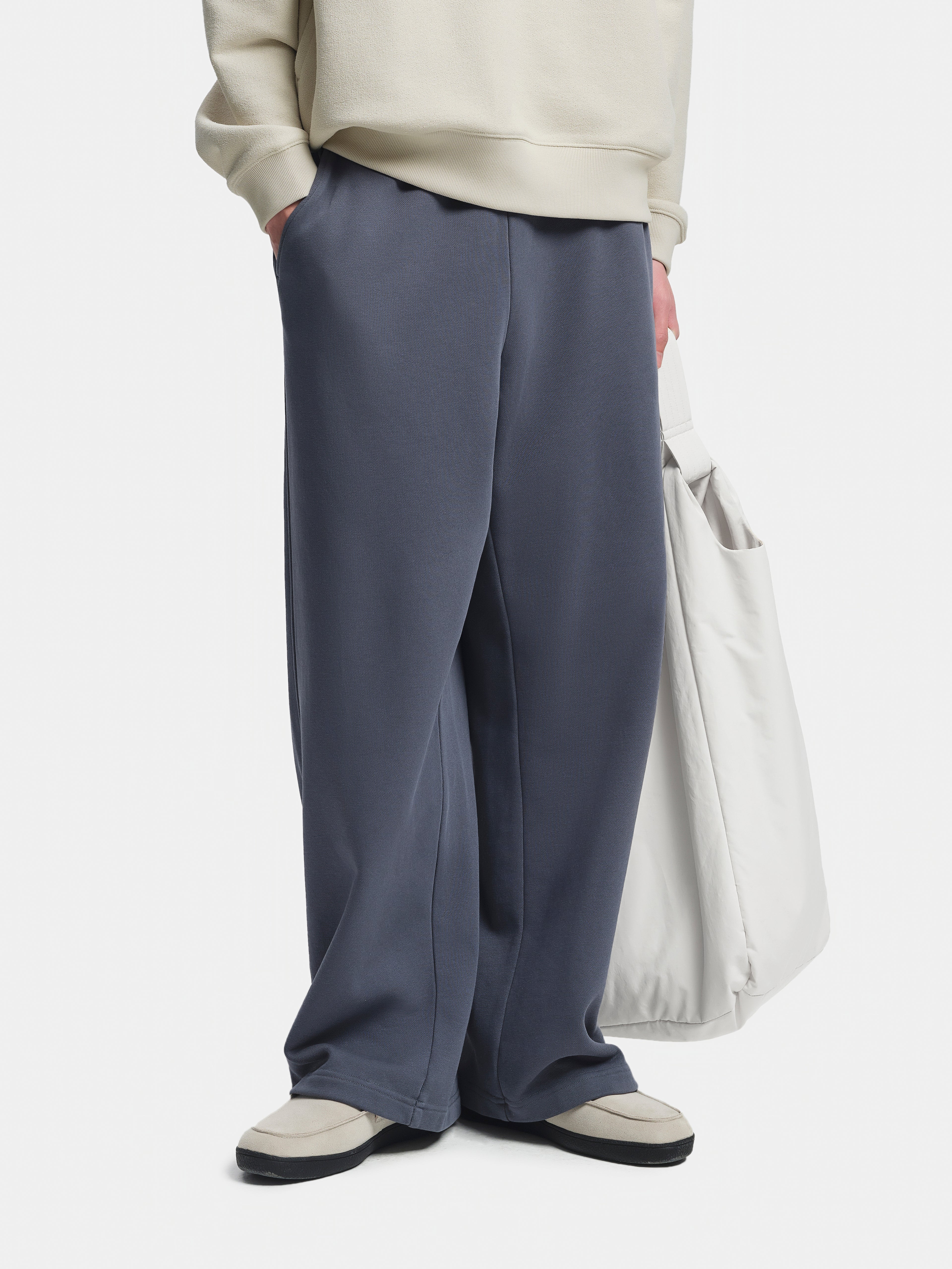 n. Relaxed-Fit Washed Knit Pants