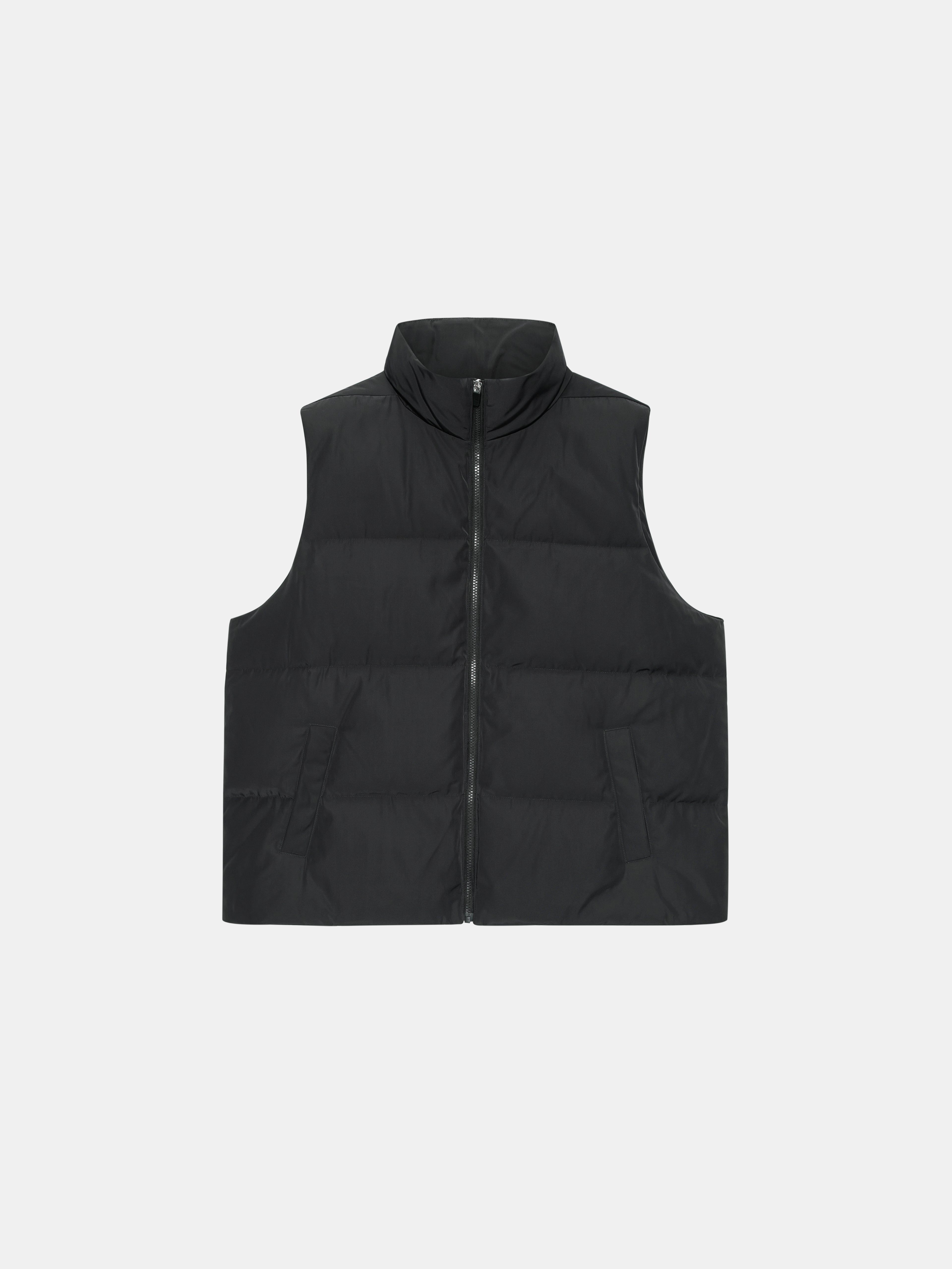 r. Classic Down Vest