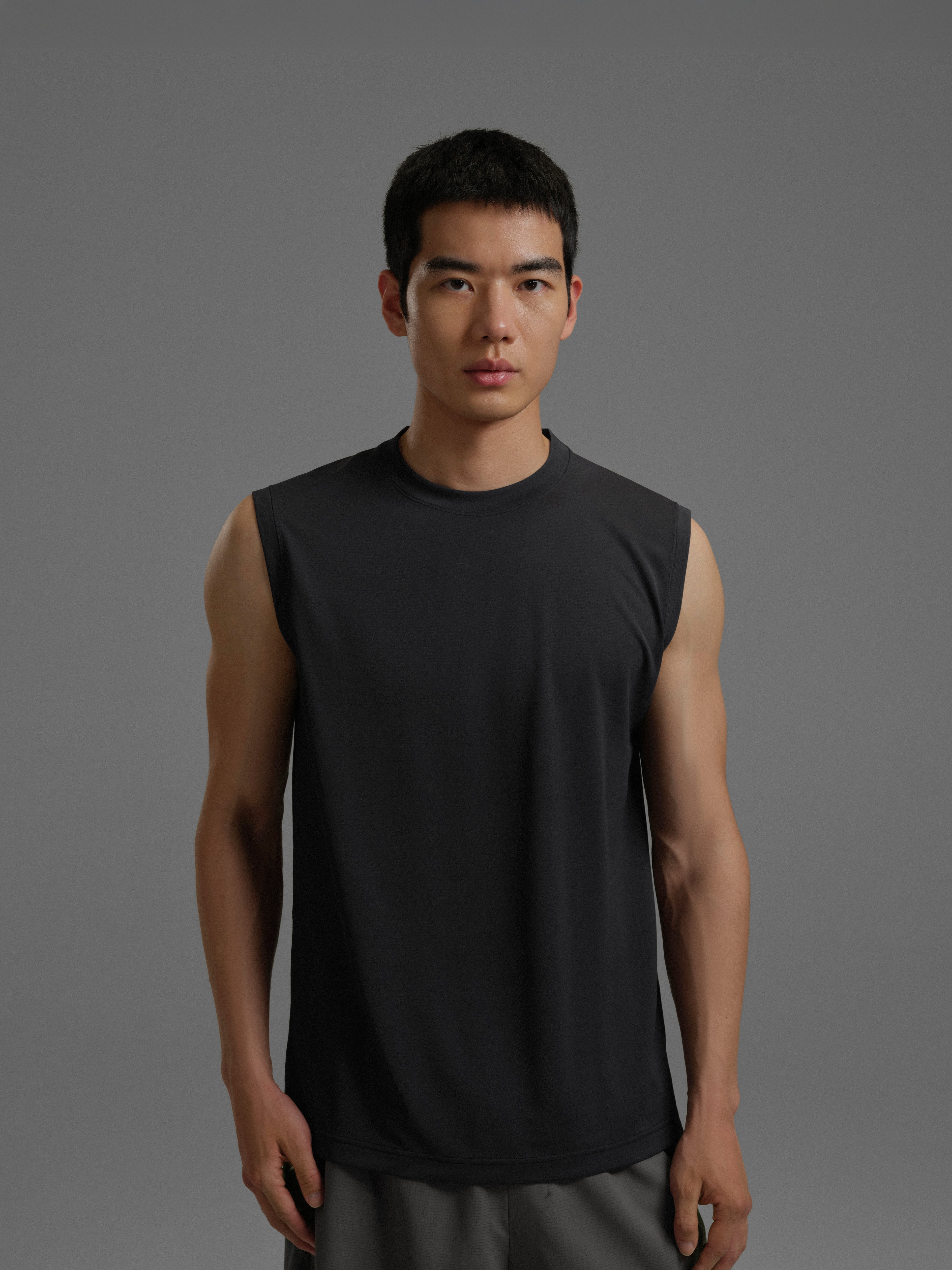 s. Slim-Fit Wide-Shoulder Athletic Tank Top