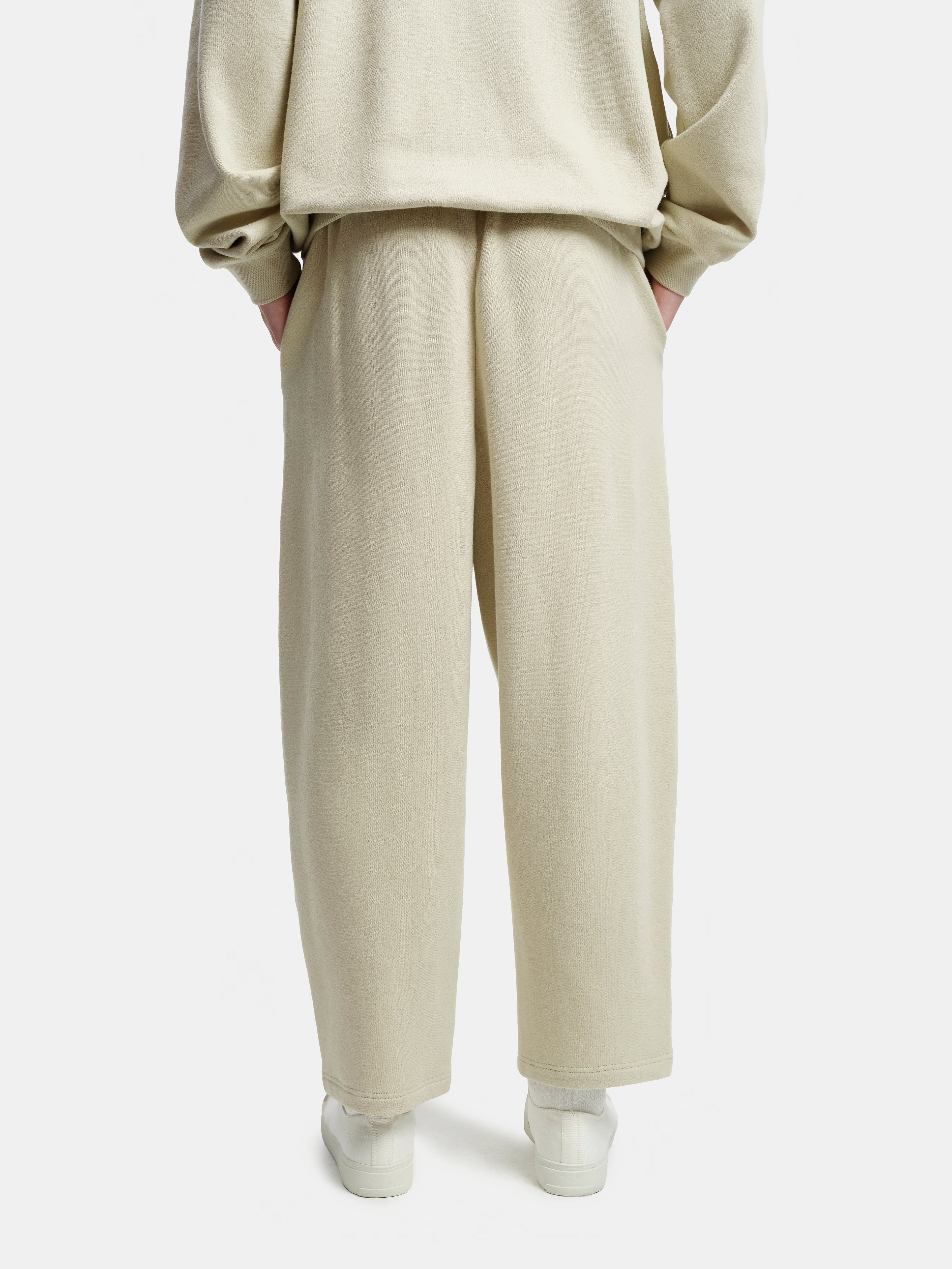 n. Relaxed Tapered Knit Pants