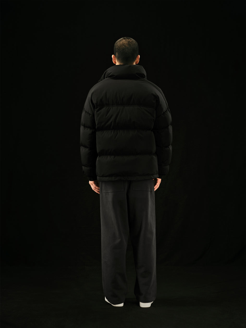 r. Down Jacket