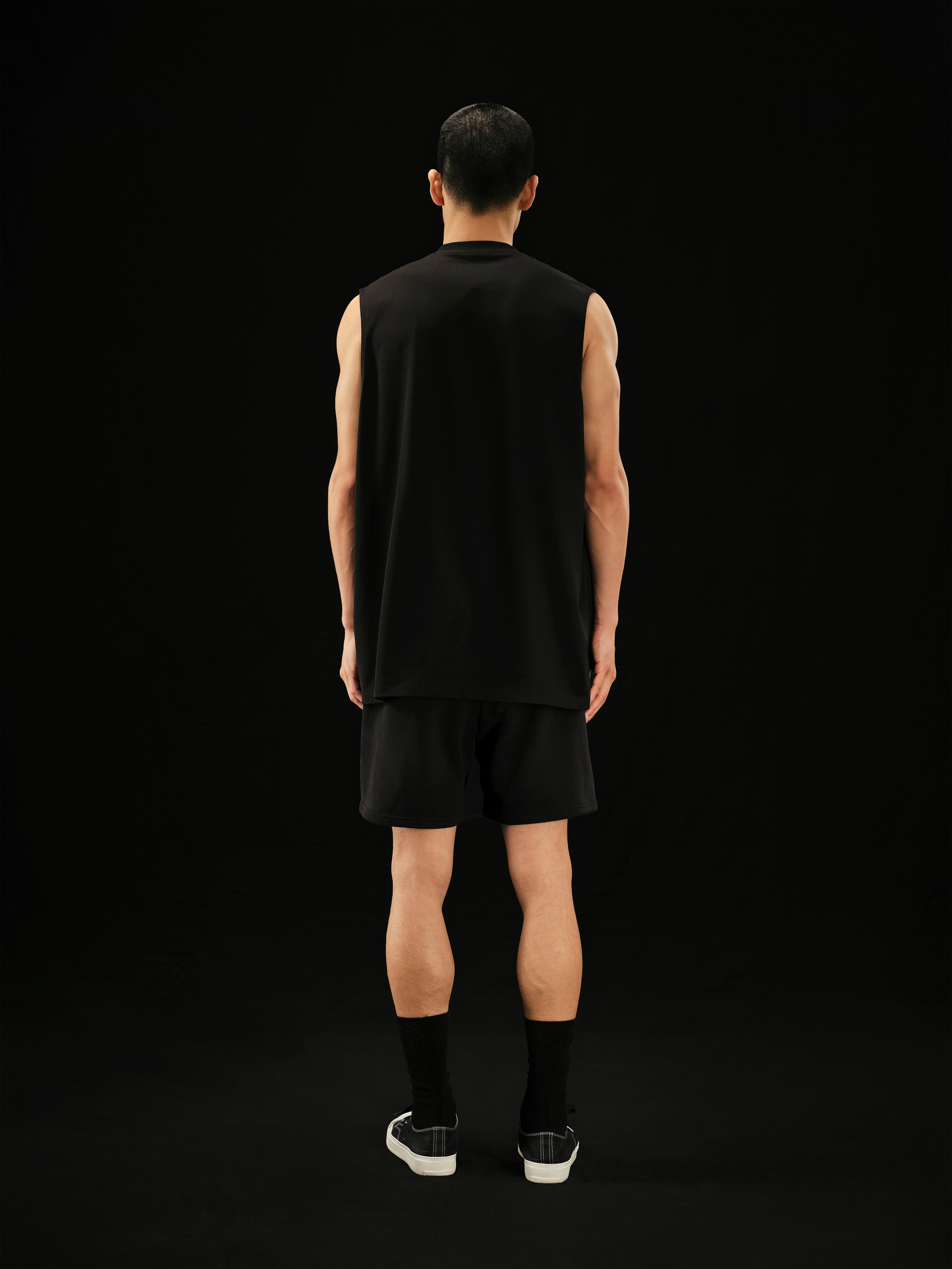 r. Tank Top (Wide Armholes)