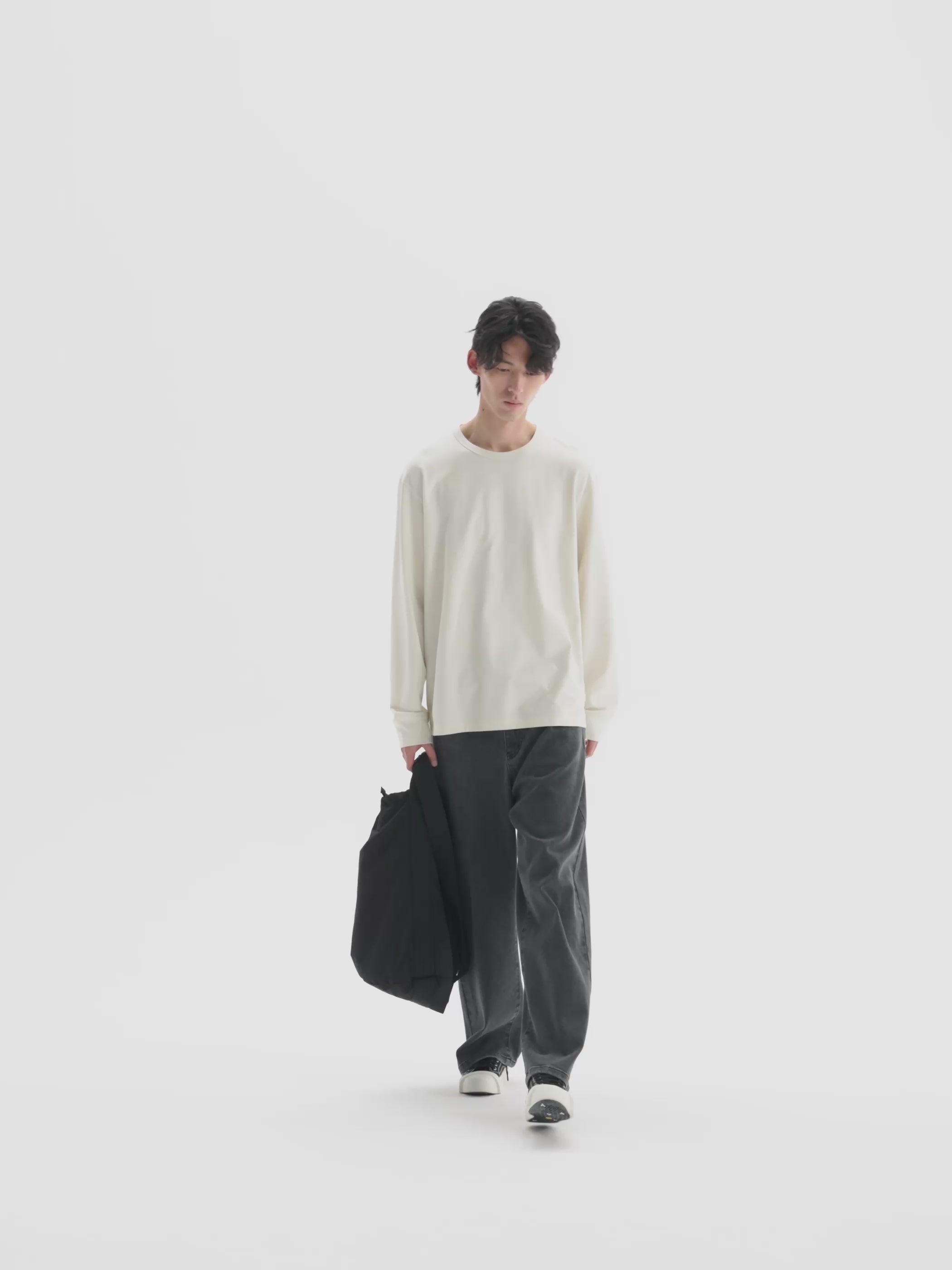 n. ワイドネック 長袖Tシャツ